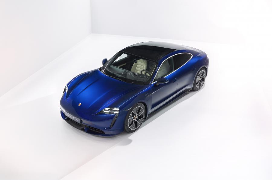  Porsche Taycan Turbo 2019 года  (WW) (фото 8 из 43)
